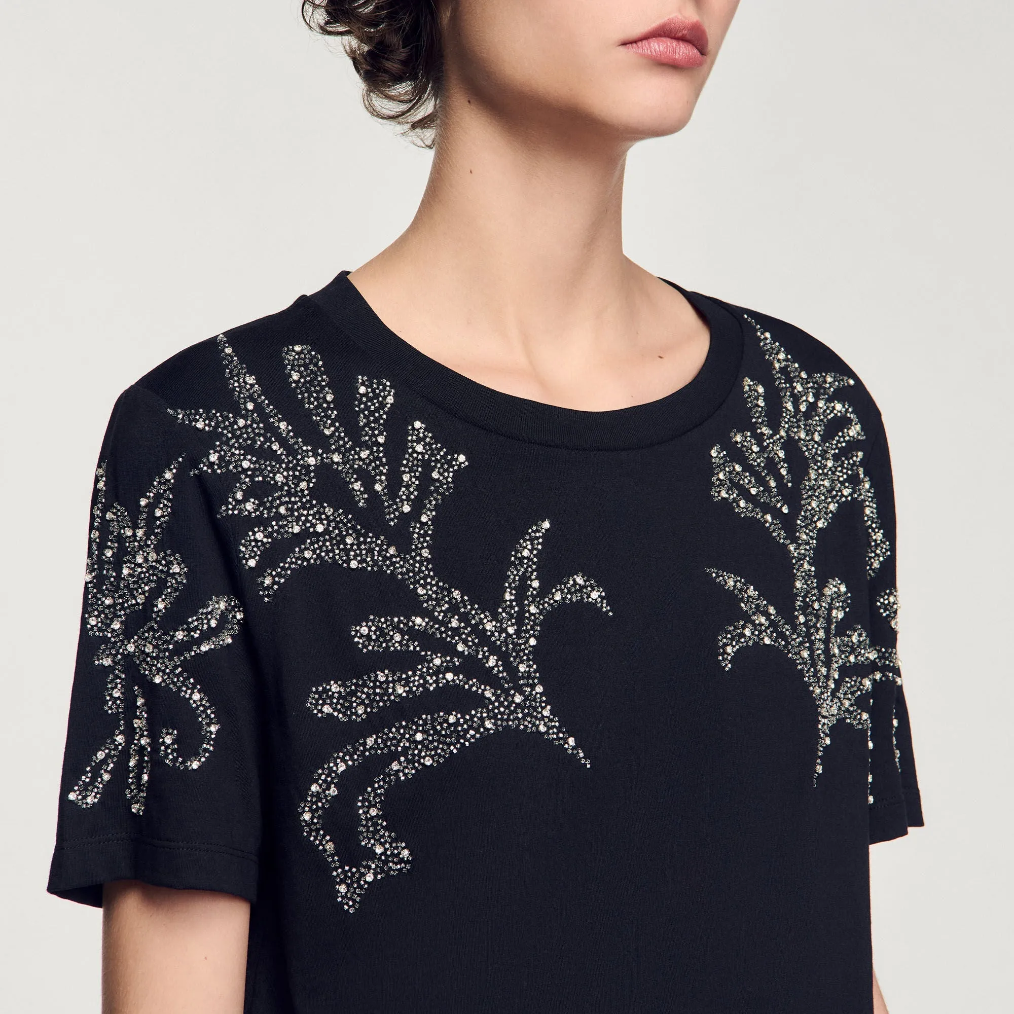 Corail T-Shirt With Embroidered Details Black
