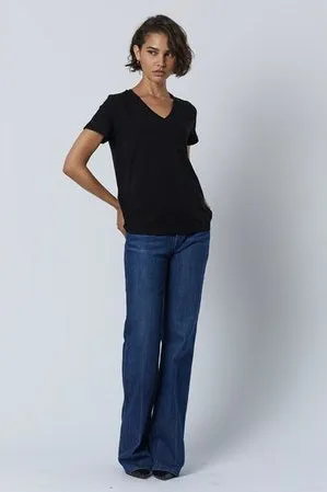 Runyon V-Neck Tee