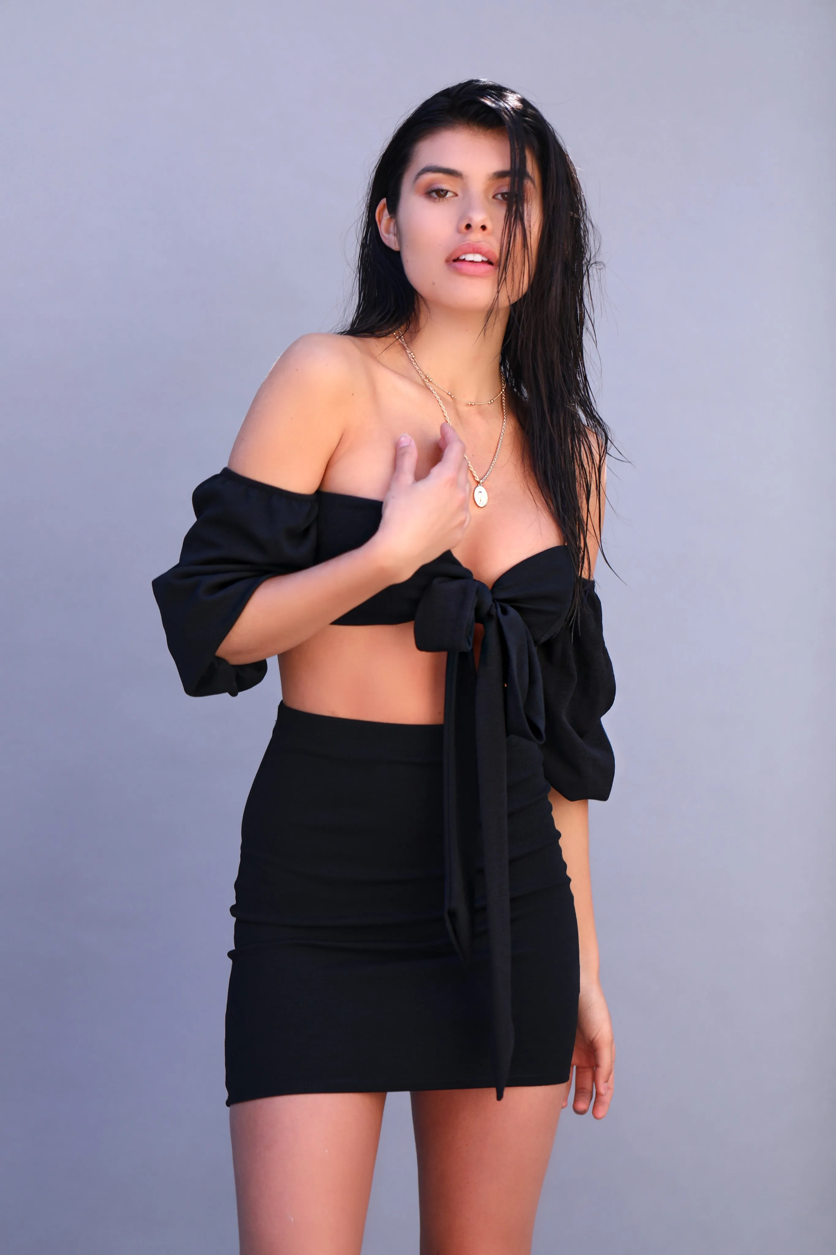SARAH KNOT FRONT SET