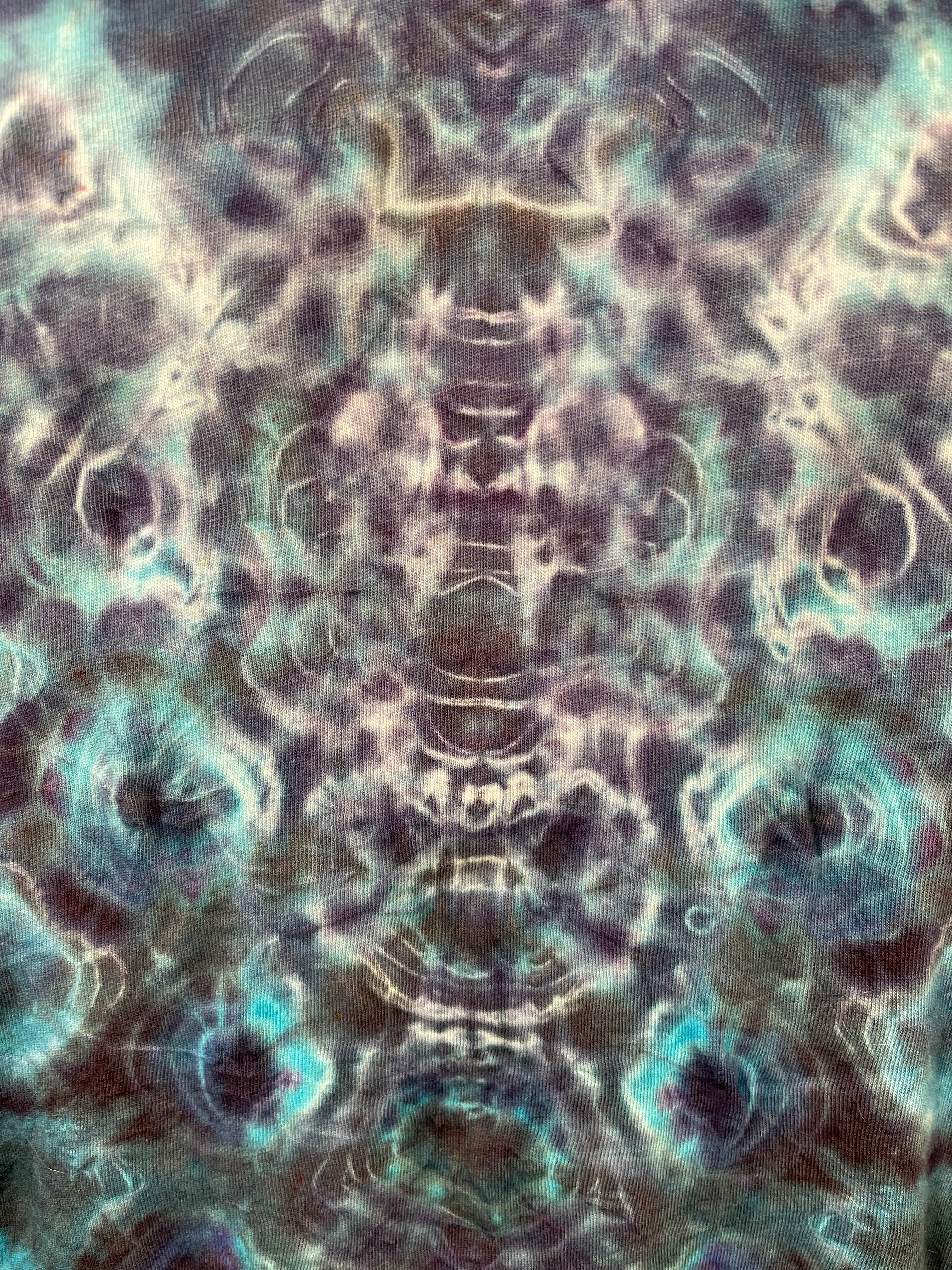 XL Paul Kenney "The Godfather of Tiedye" #34 (Soft V)